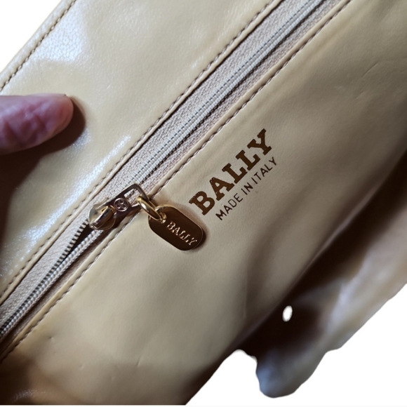 Bally's top handle black flap bag - Picture 9 of 10